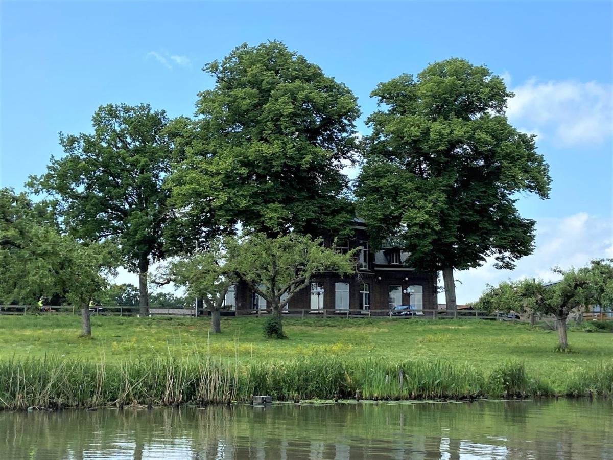 Hotel De Os En Het Paard